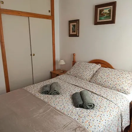 Bergantin Near By Sea With Garage Lejlighed